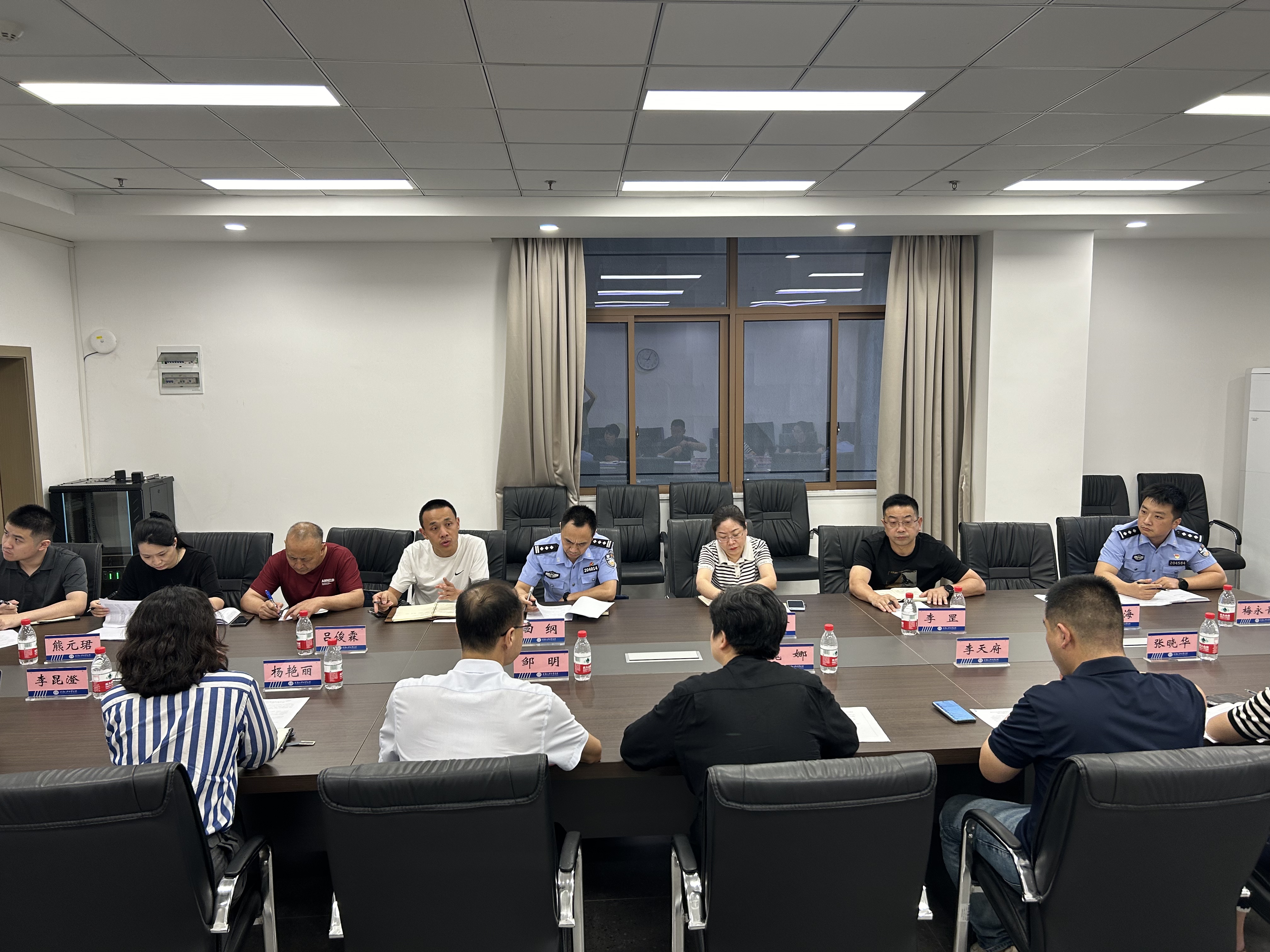 Ozlv_1752140953393086802.jpg 微信图片_20250710151309.jpg