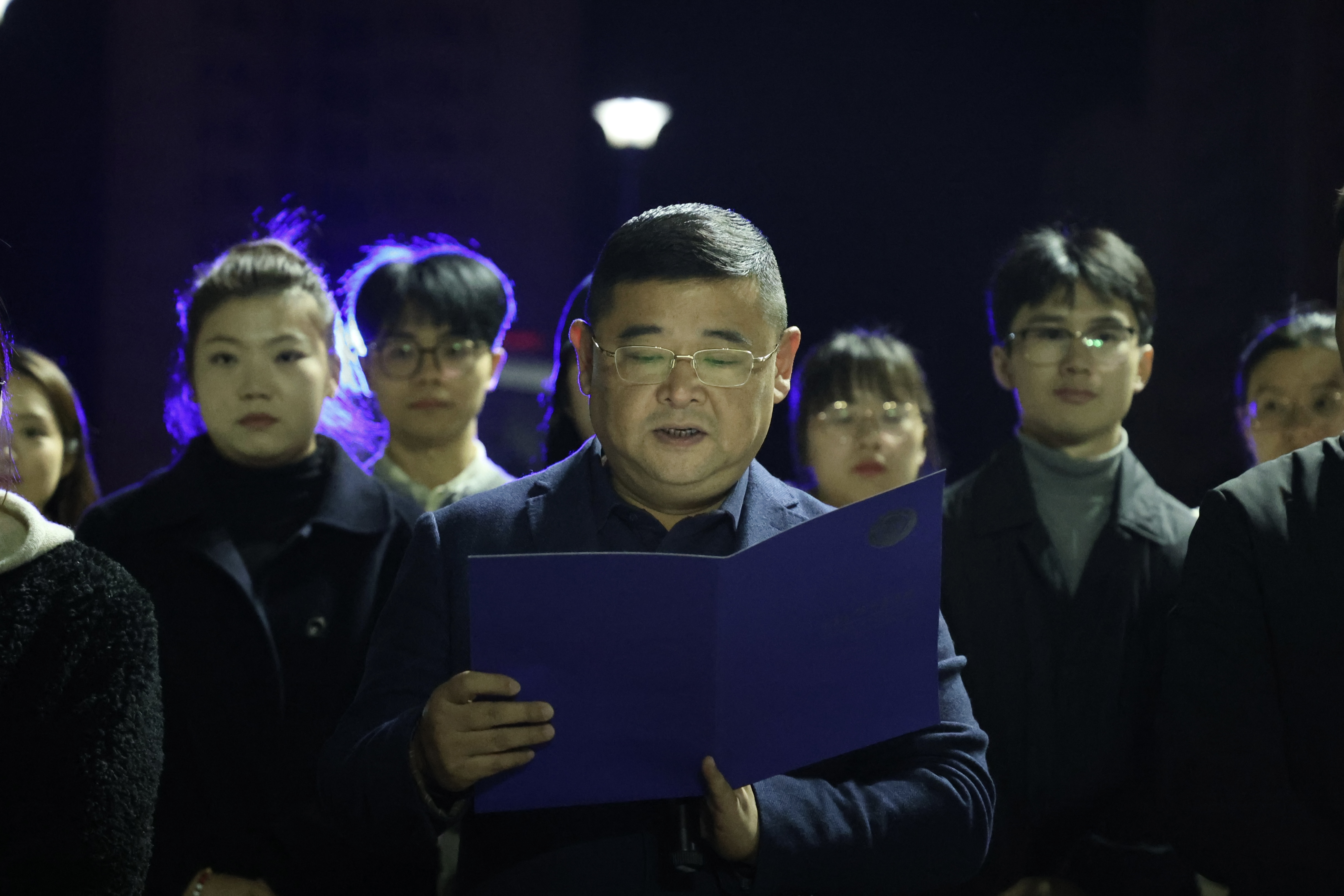 现场总指挥副校长杨海涛讲评.jpg