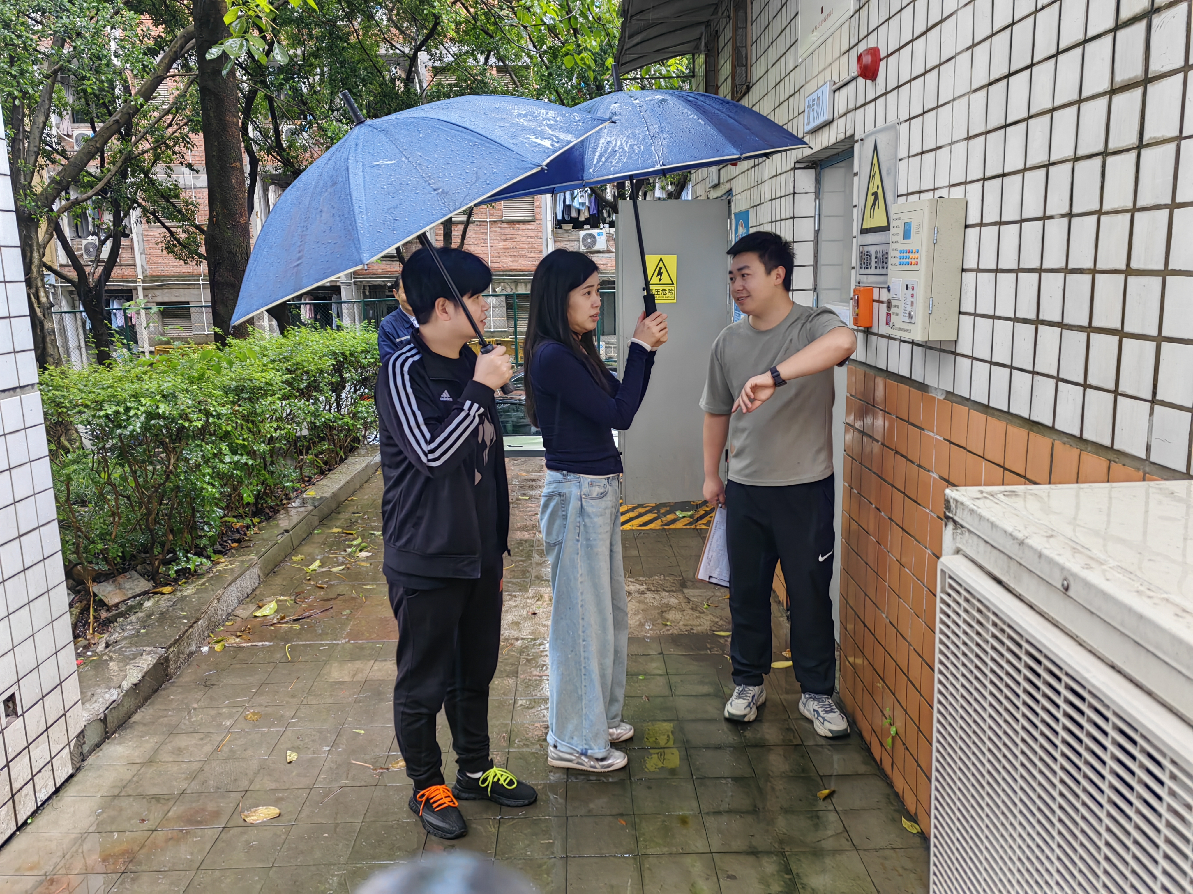Enhw_1777511629037020737.jpg