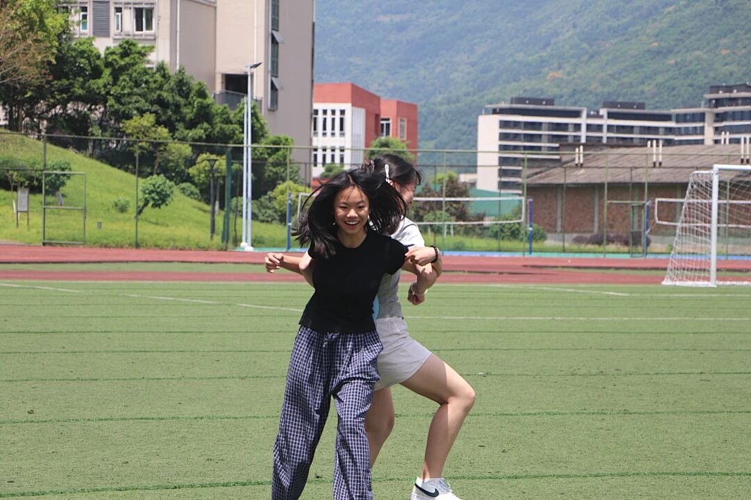 23a5ea986d377d553221aa495365fd3d.jpg
