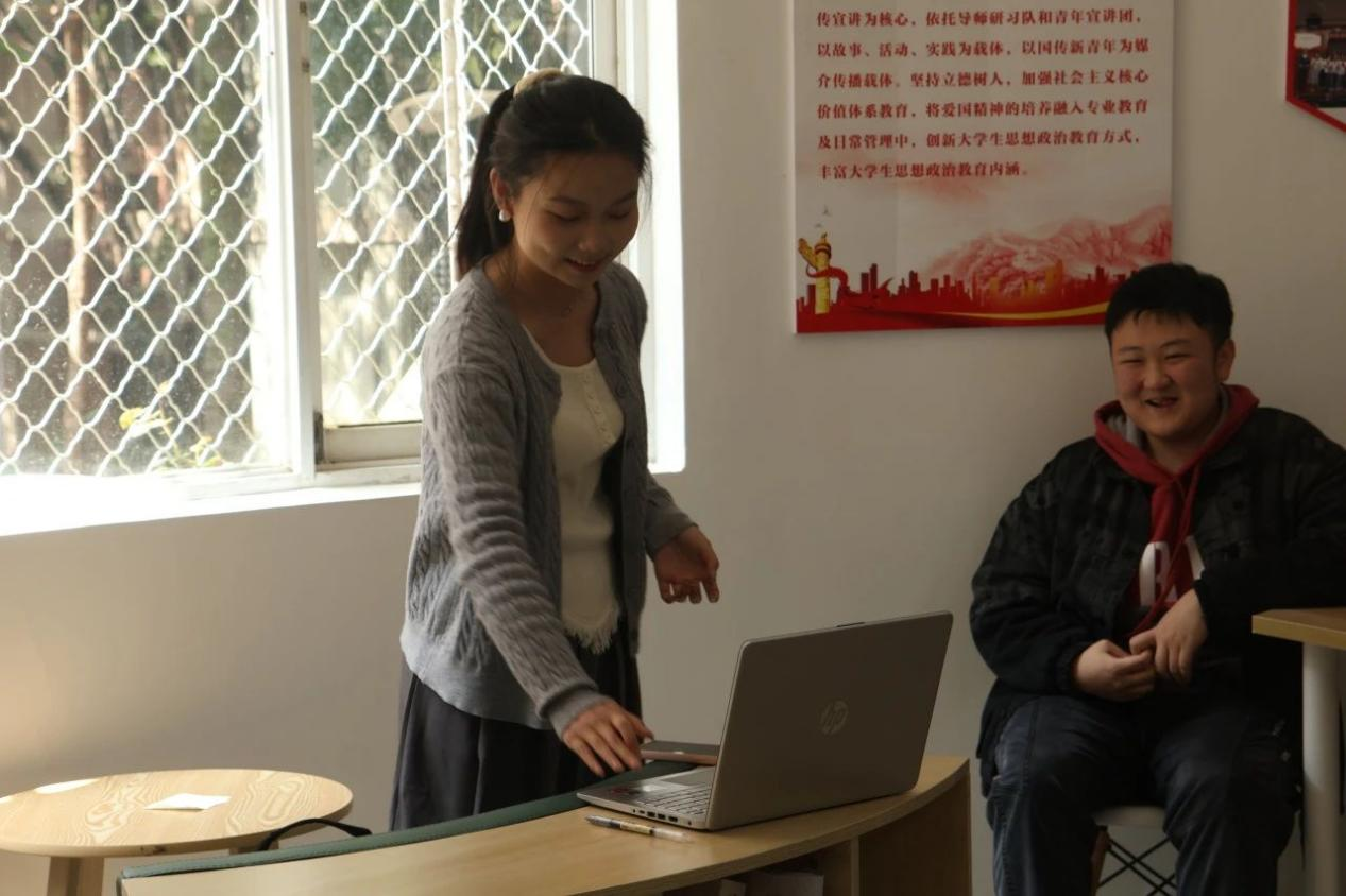 jZui_1712562151561012106.png