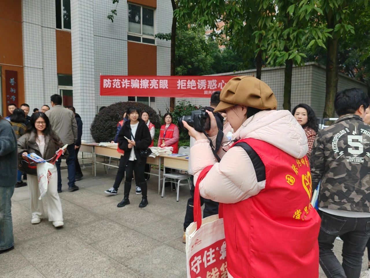 dfc9b6de399ffb2dd8168ea37a464f3e.jpg