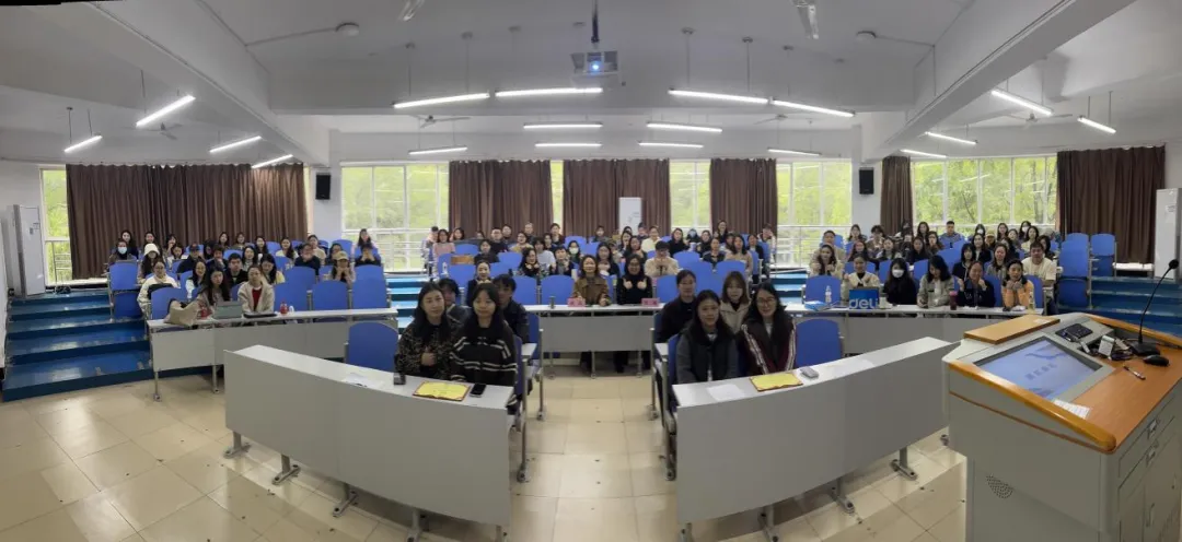 ymWx_1763385975260050161.png 合影.png
