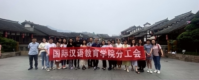 GUHd_1685408883462094390.jpg IMG_9026_副本.jpg