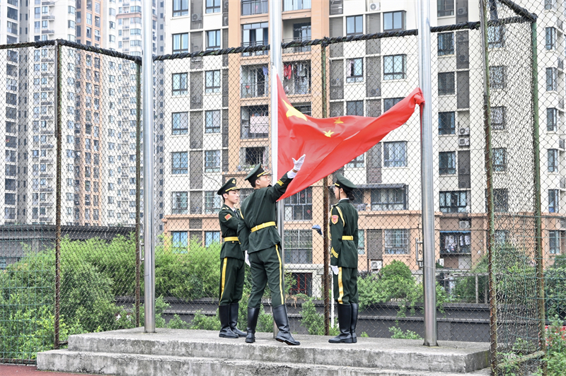 tiKH_1749995457709064187.jpg