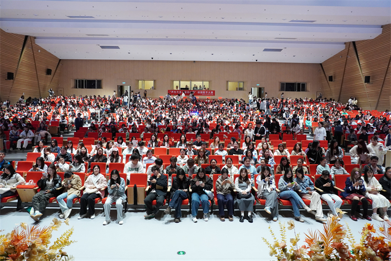 dMjc_1761992310134025805.jpg