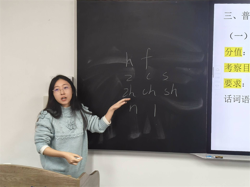 UlBP_1763557361216038006.jpg