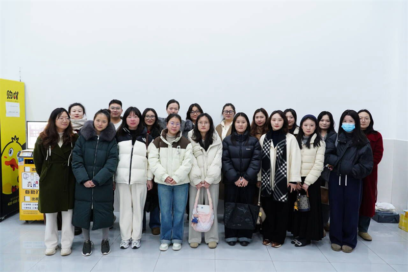 VNhx_1766324230131077107.png 12.11窗明几净室近,环境常清态青|学院开展寝室卫生整治系列工作.png