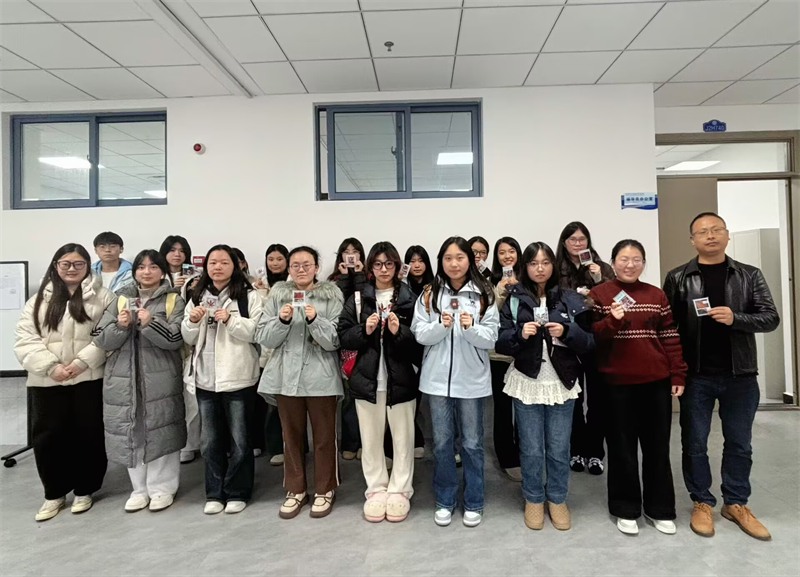 iMZH_1766664220747050682.jpg 12.25“学思所想 创新领航”一站式学生社区建设活动 (1).jpg