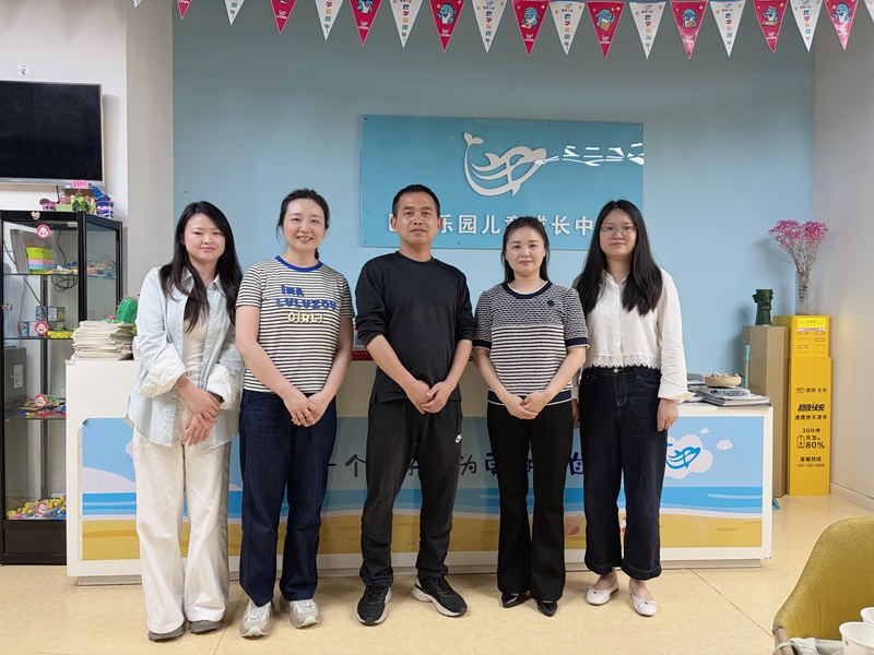 nYhw_1779332189966060059.jpg 合影.jpg