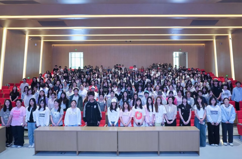 cPGh_1779782878900098546.jpg 教学实践周|学院中文大讲堂系列学术讲座活动第六十七讲成功举办(4).jpg