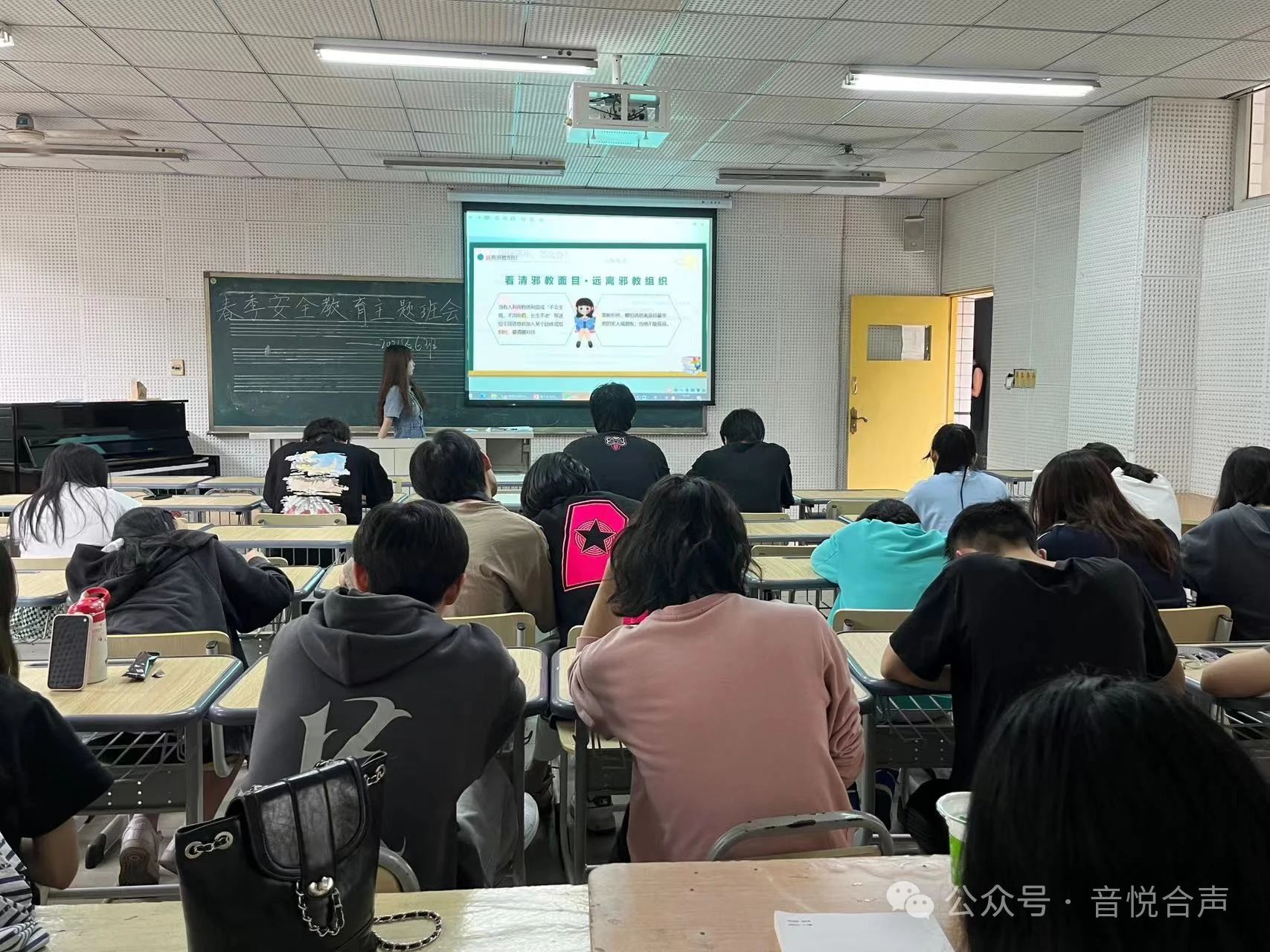 yixo_1715507984958024135.jpg yixo_1715507984958024135.jpg