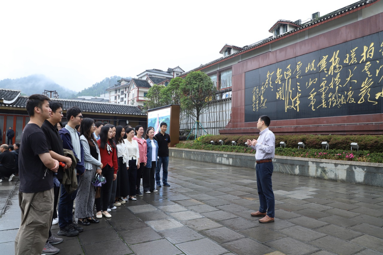 TkCN_1748225228174033317.png 图片2.png