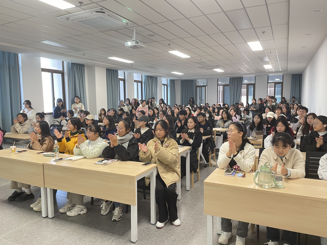 HvYe_1700796544548077572.png 图片5.png