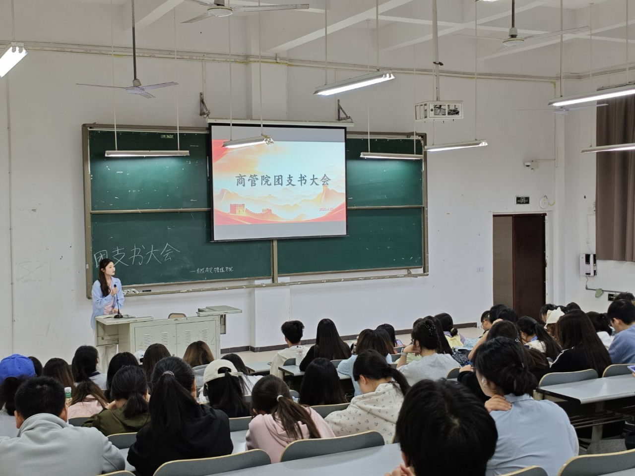 9db63066e4dc6b3480868cdfa7a76946.png