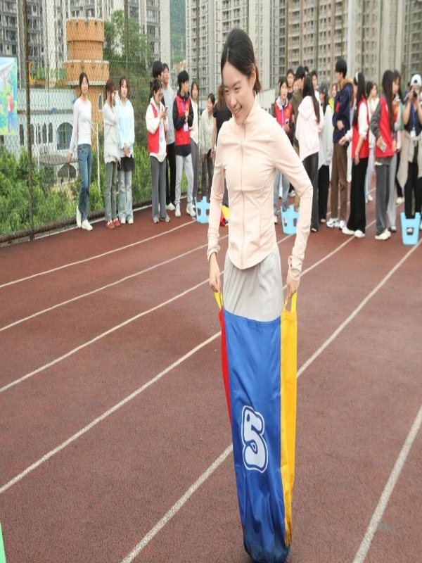 QmxC_1778071010006095271.jpg