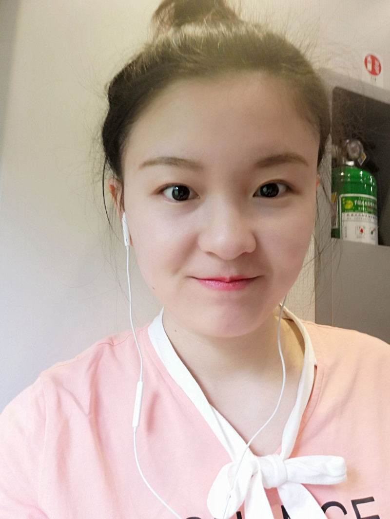 英语学院王思媛_副本.jpg