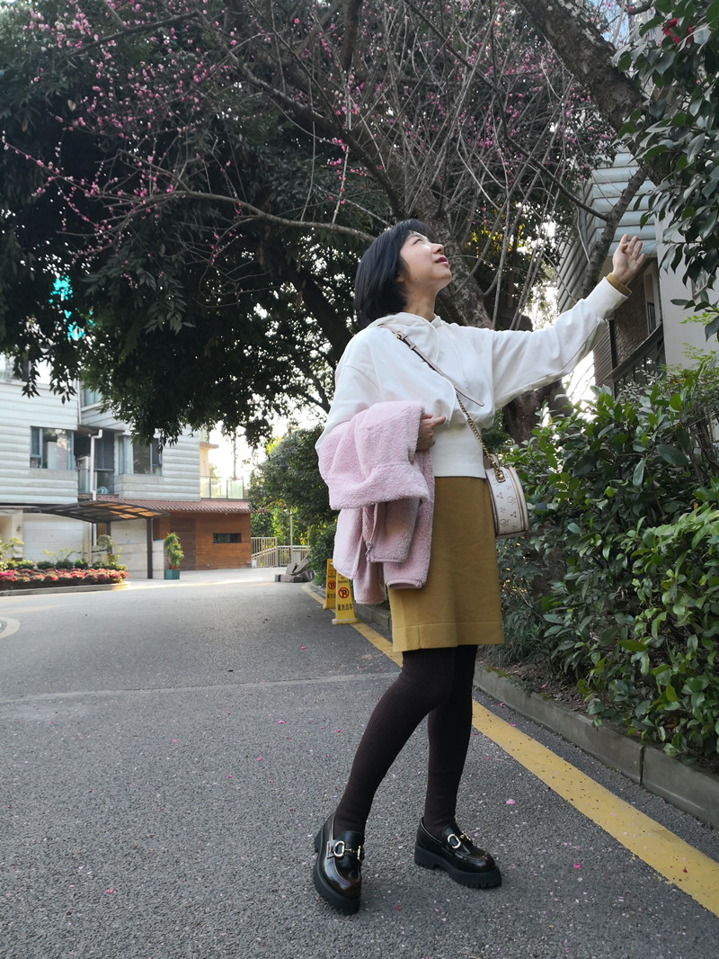 英语学院张娟_副本.jpg