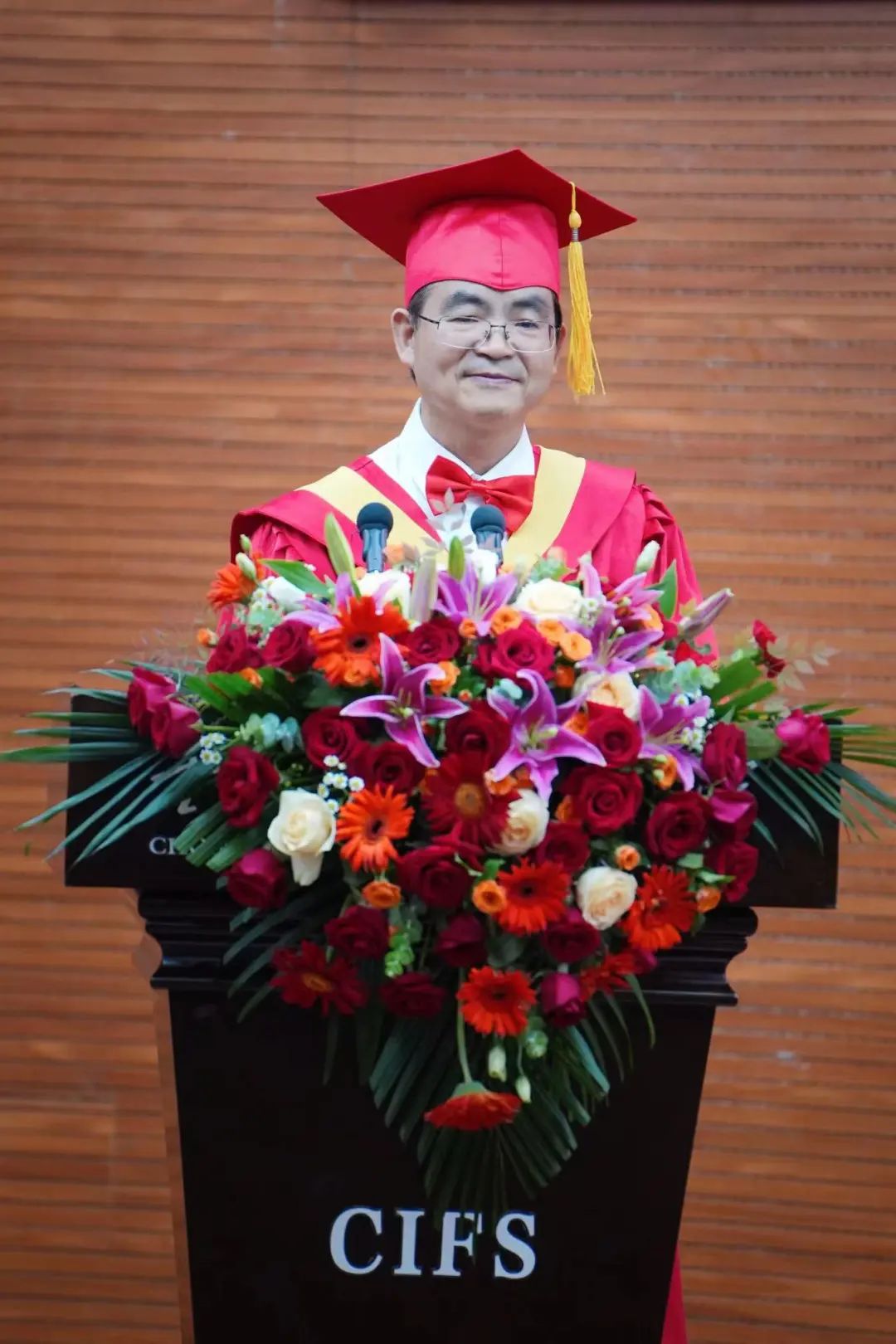 李校.jpg